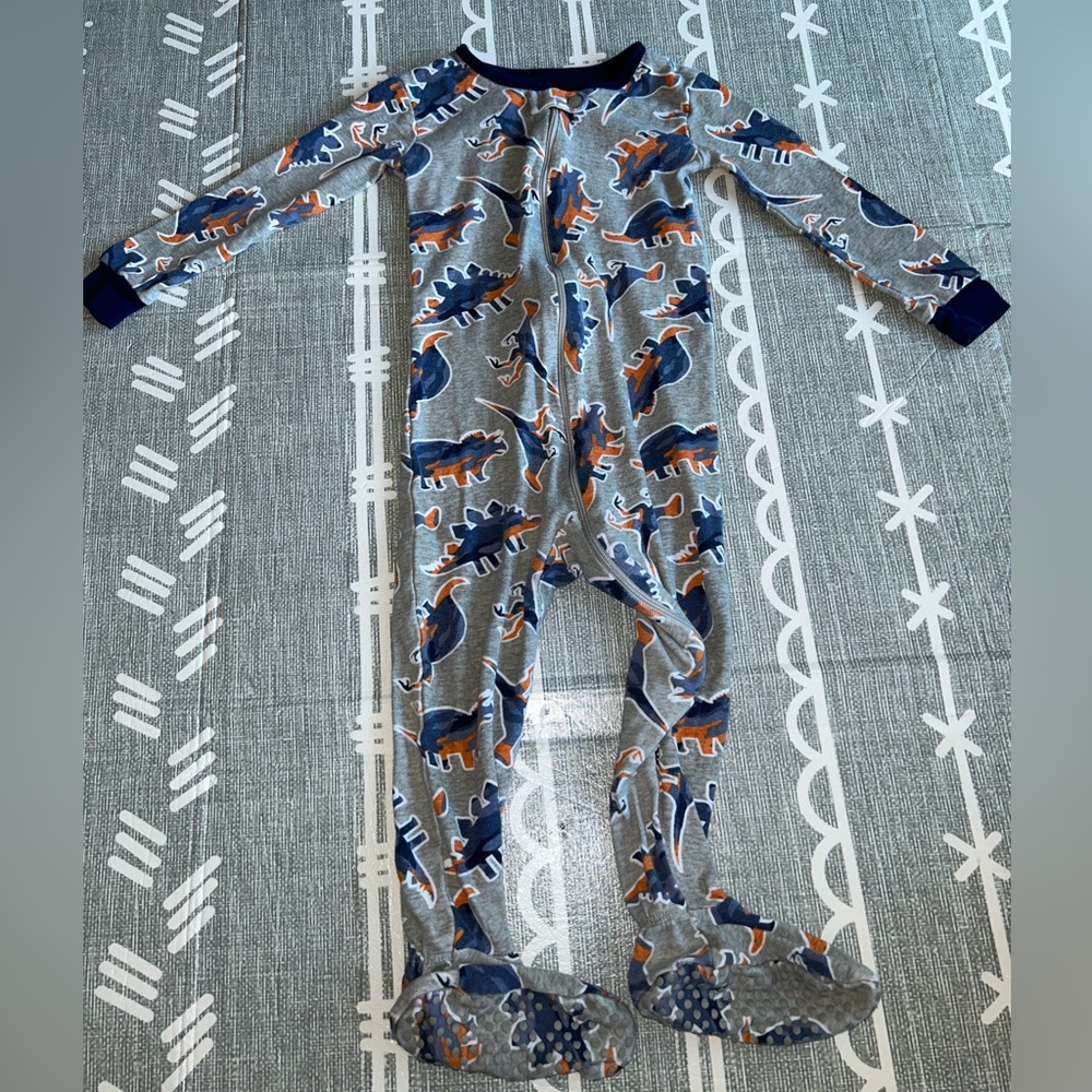 Pj place footies